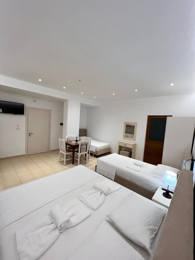Hotel Moscopole クサミル エクステリア 写真