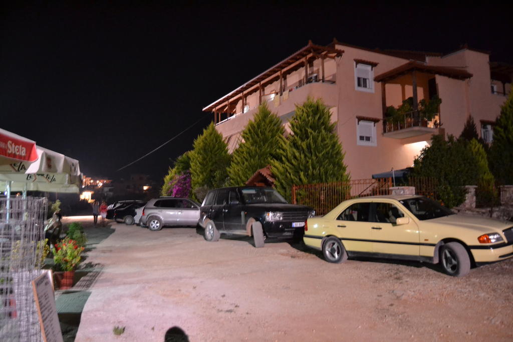 Hotel Moscopole クサミル エクステリア 写真